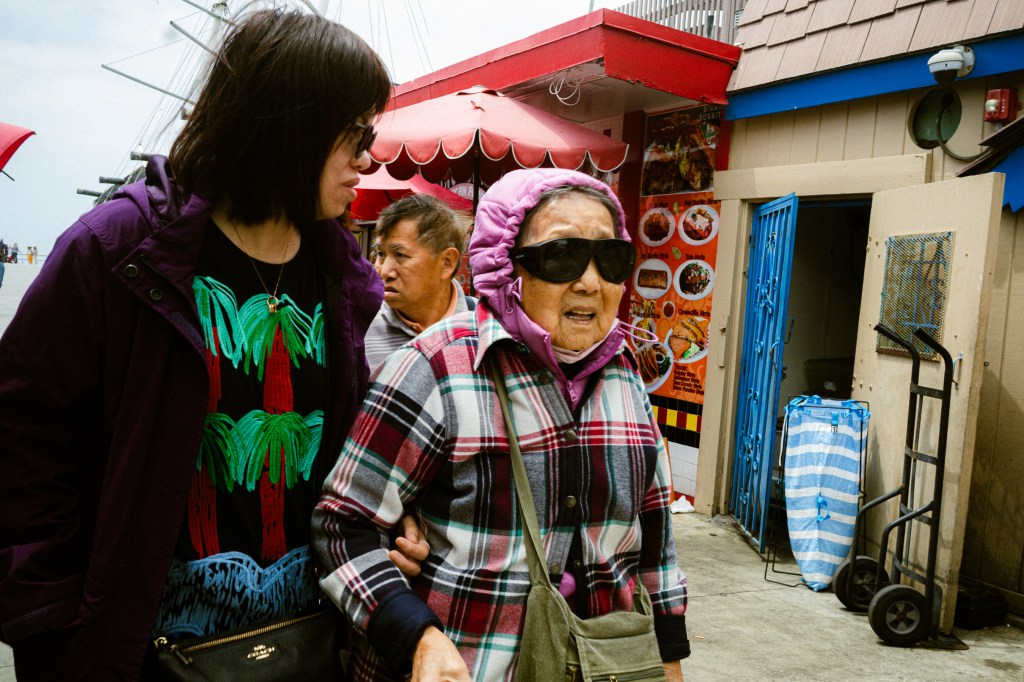 Exploring Redondo Beach: Lunch and Street&nbsp;Photography